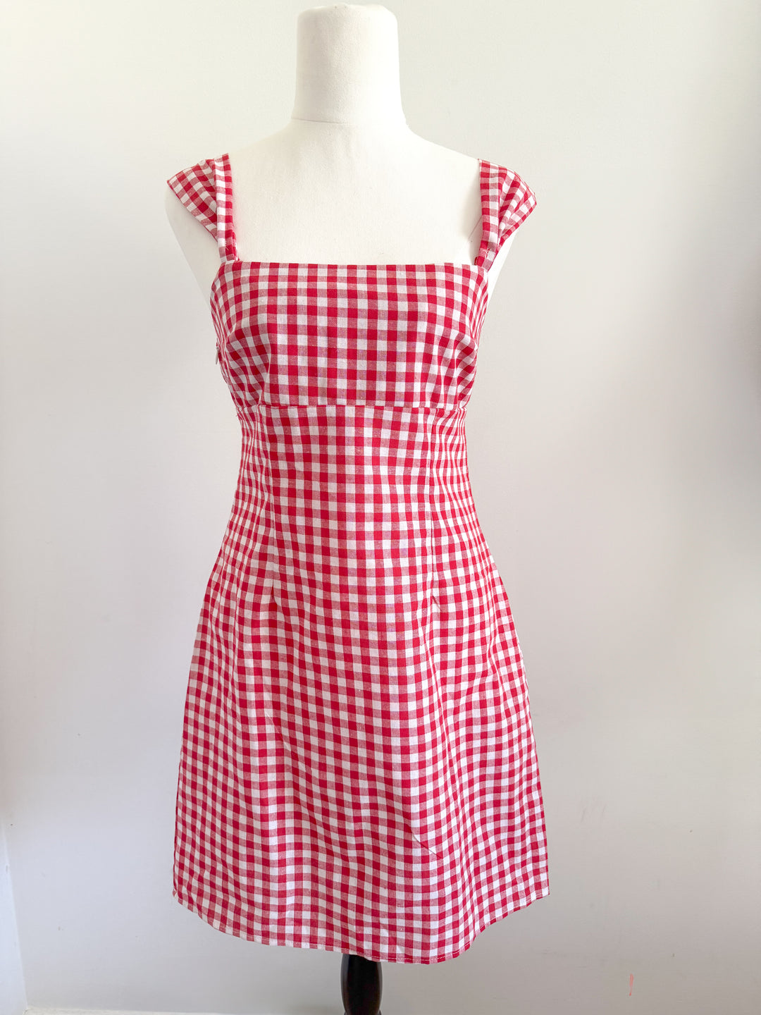open lace back dress Red and White Gingham dress -By Frankie – Chasing The Sun Store
